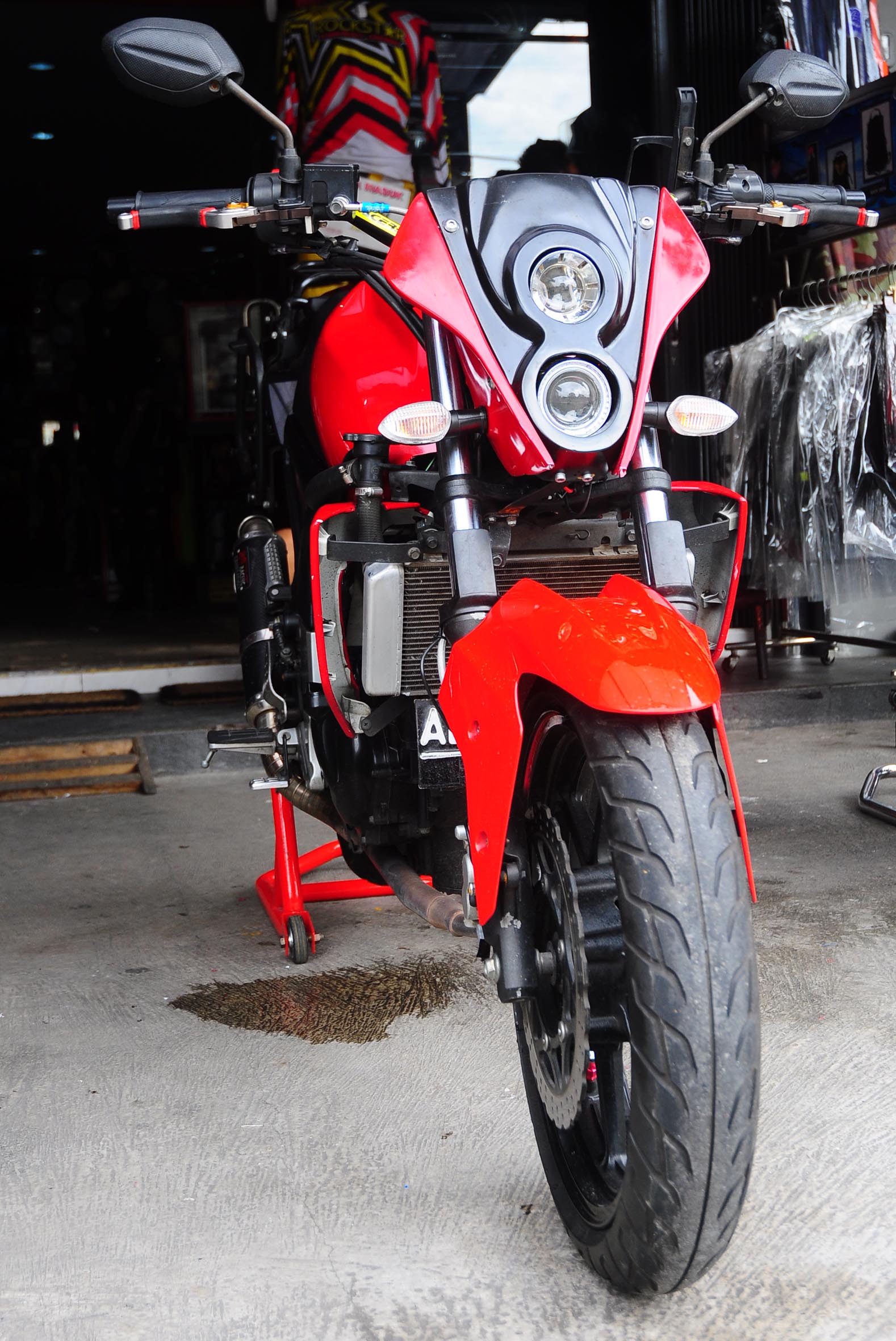 Modifikasi Vixion Jadi Ducati Monster Terkeren Kloro Modif