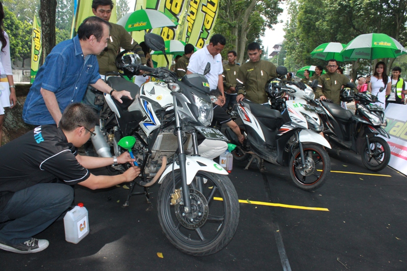 Kembangkan Produk, Evalube Lakukan Tes Bersama LAPI ITB 