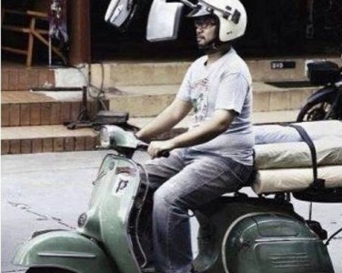 Foto gila adalah foto atau gambar lucu dan tingkah aneh pengendara motor