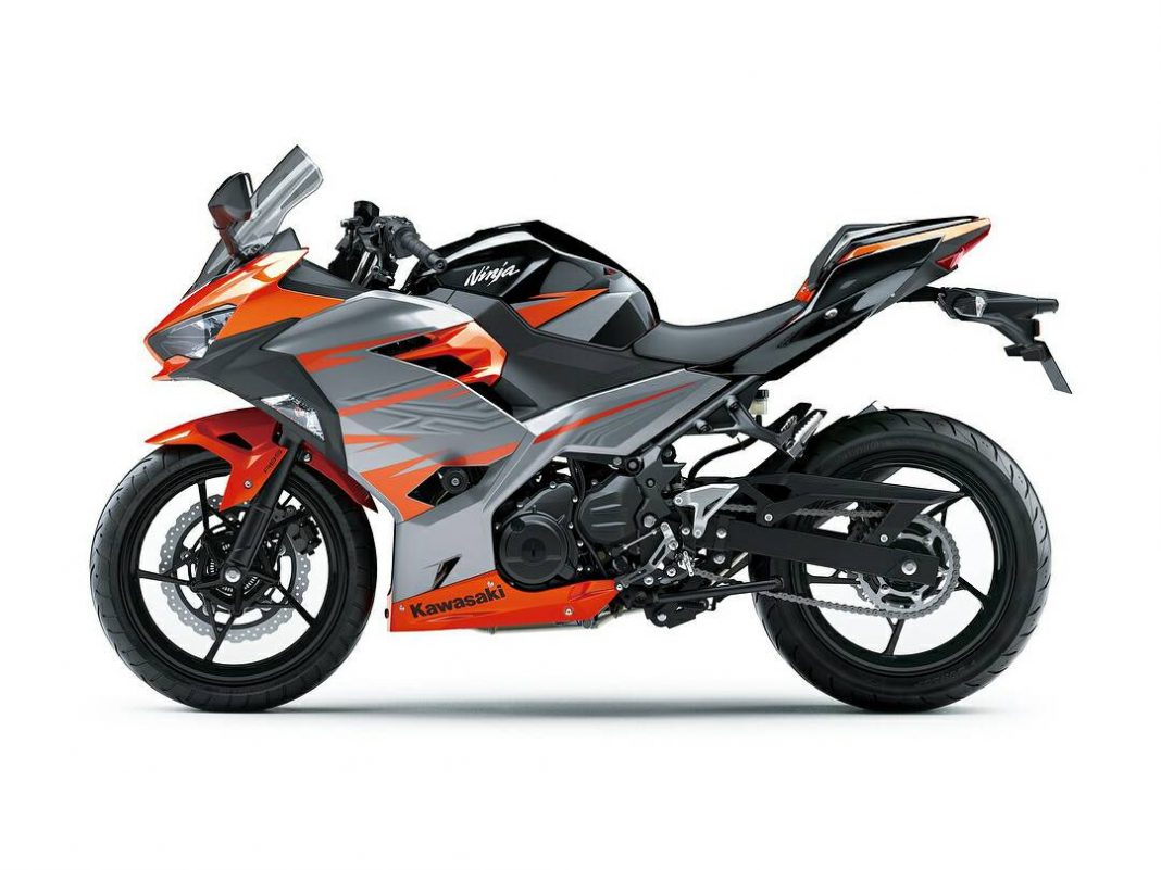 Harga dan Spesifikasi New Kawasaki  Ninja  250  FI 2022 
