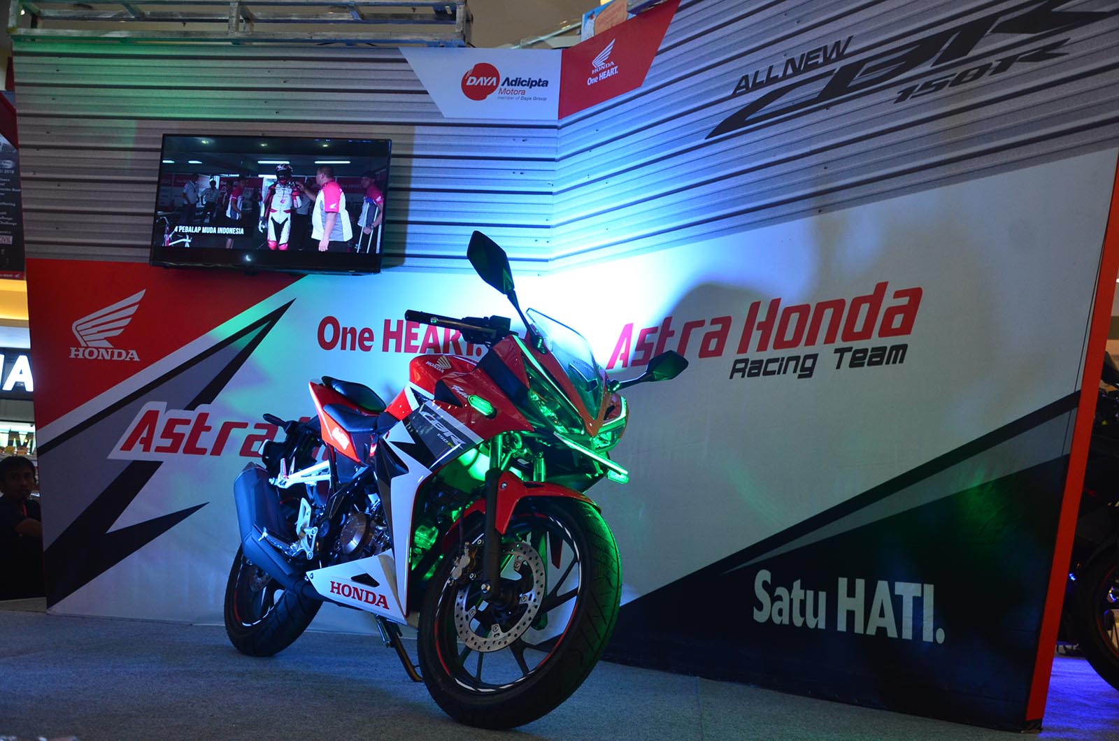  Honda  Sport Motoshow Sambangi Cirebon  Gilamotor